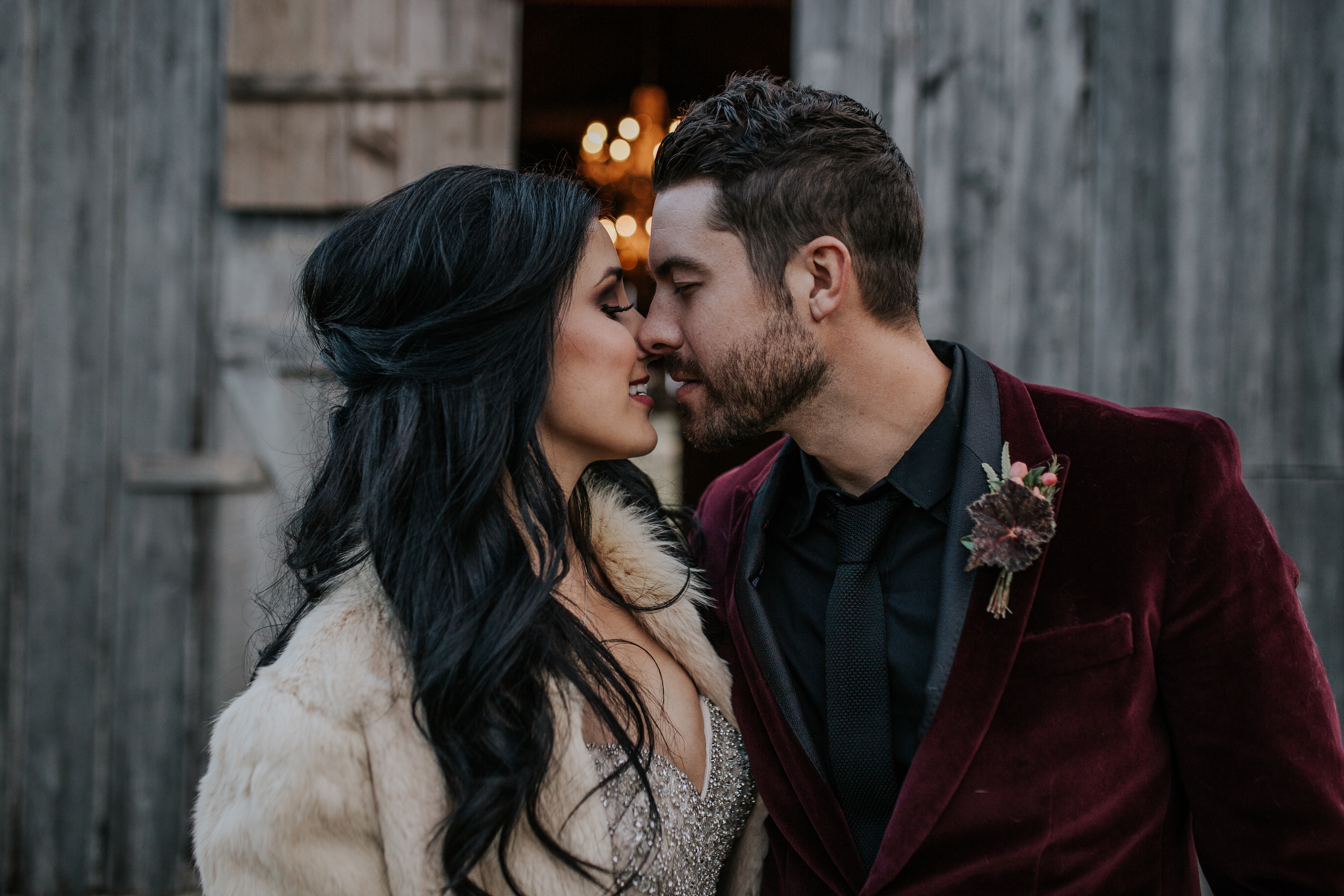 Boda en el bosque en invierno