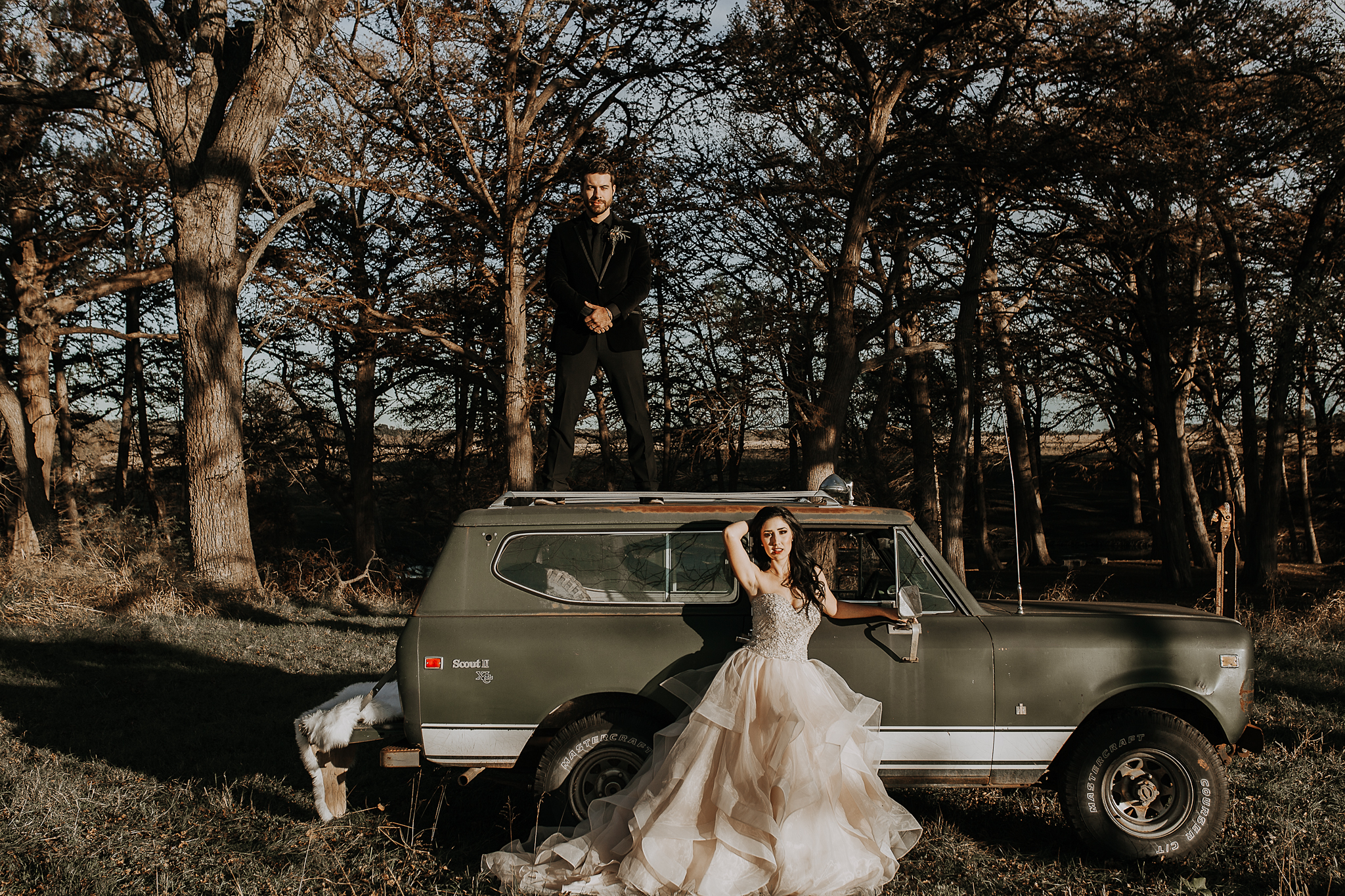 Boda en el bosque en invierno