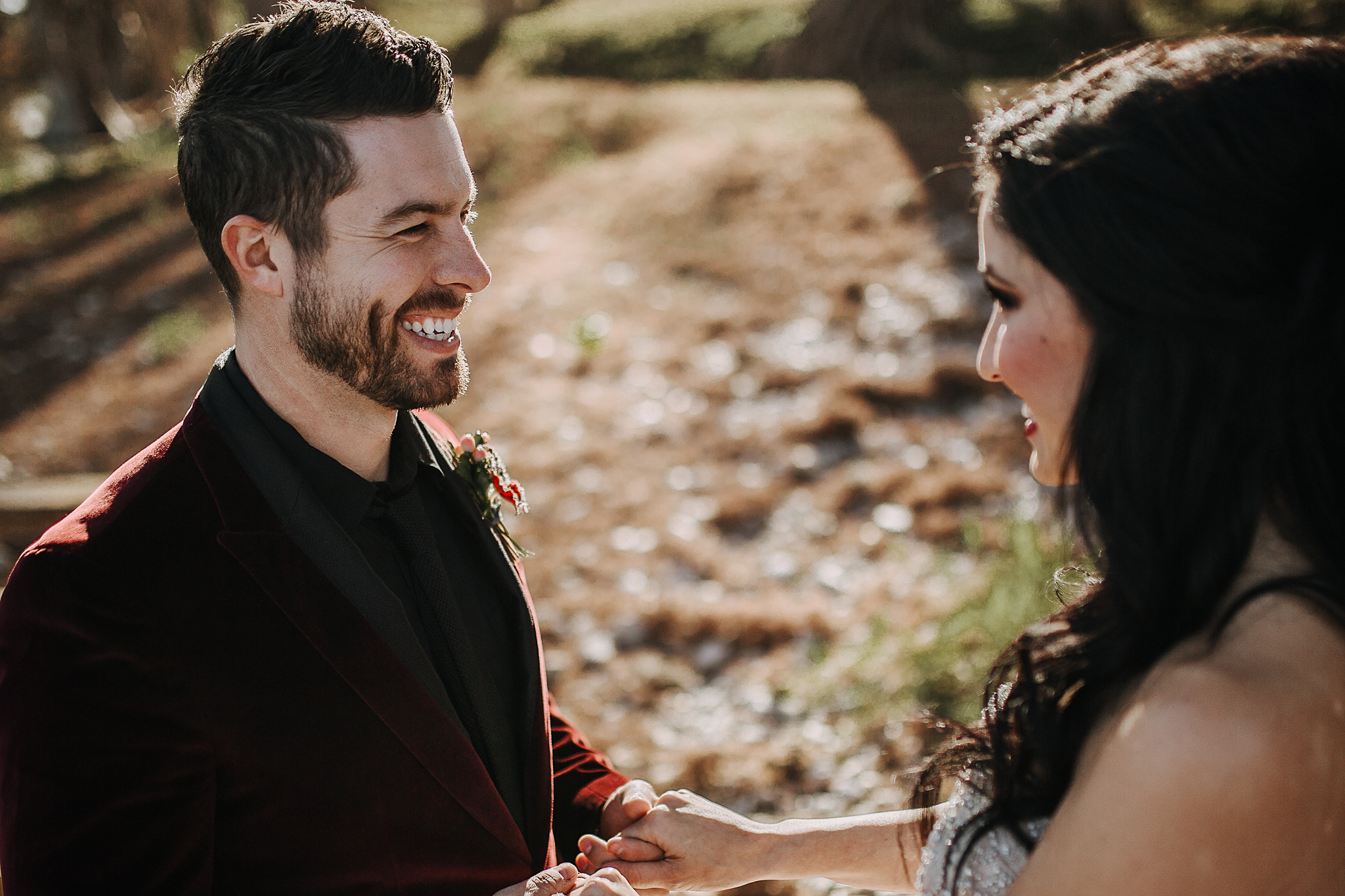 Boda en el bosque en invierno