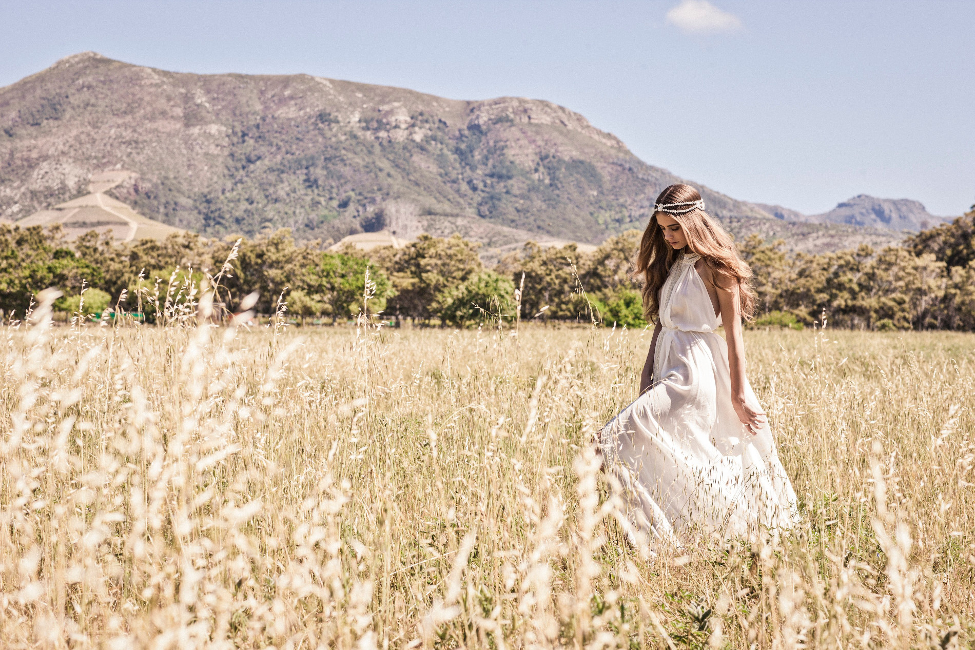 Look estilo Coachella para novia