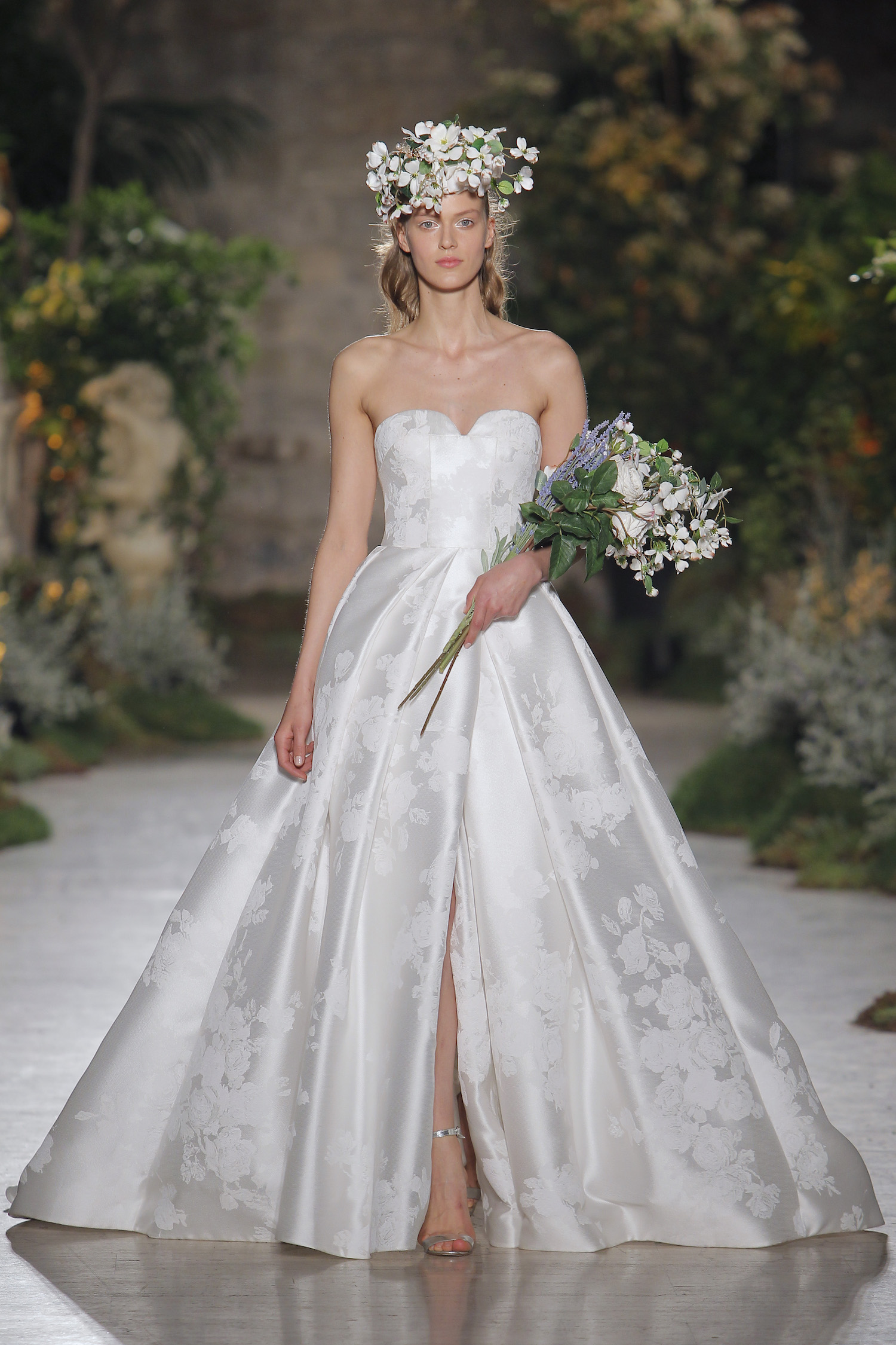 Vestidos de novia Reem Acra 2019