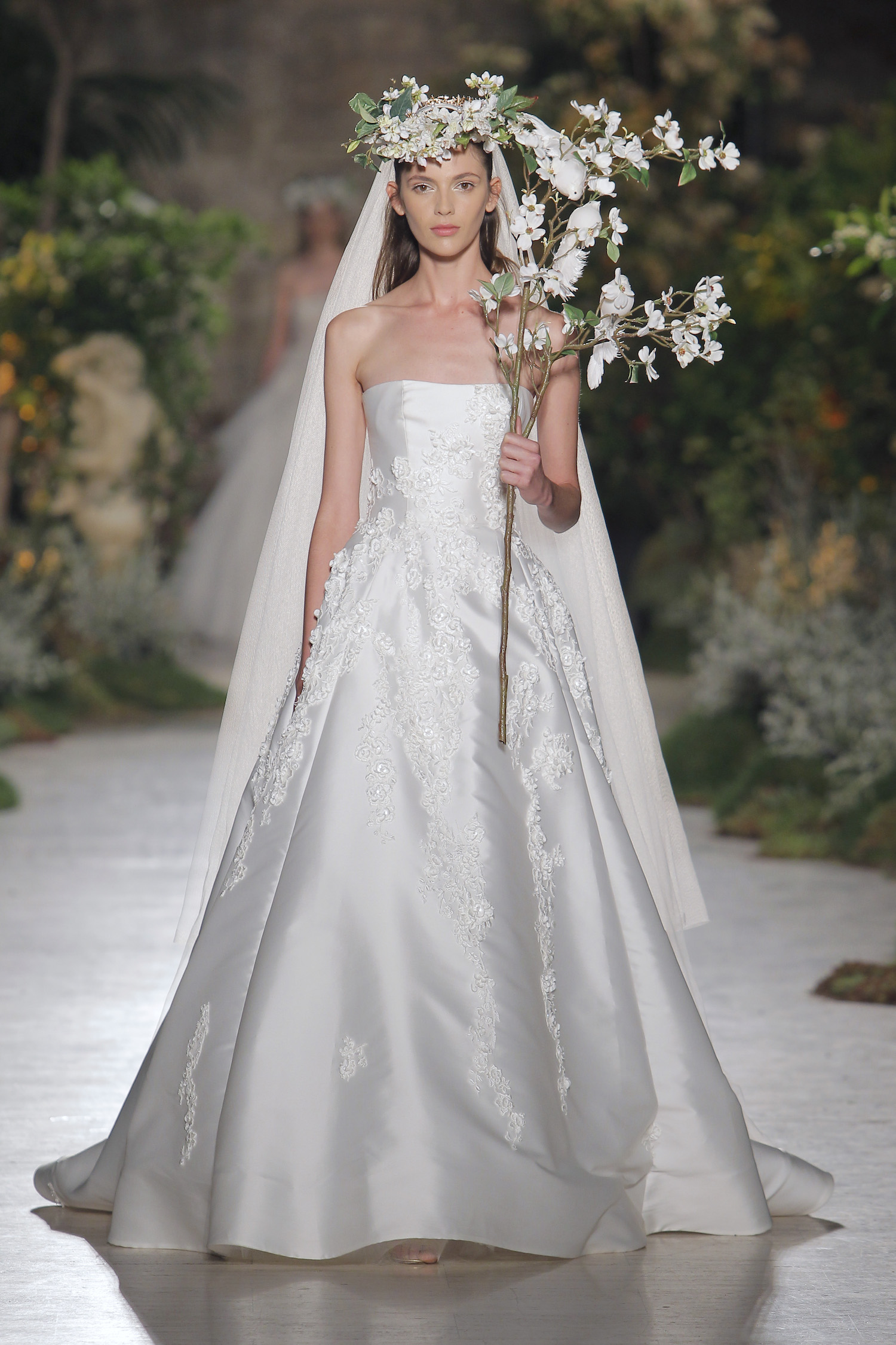 Vestidos de novia Reem Acra 2019