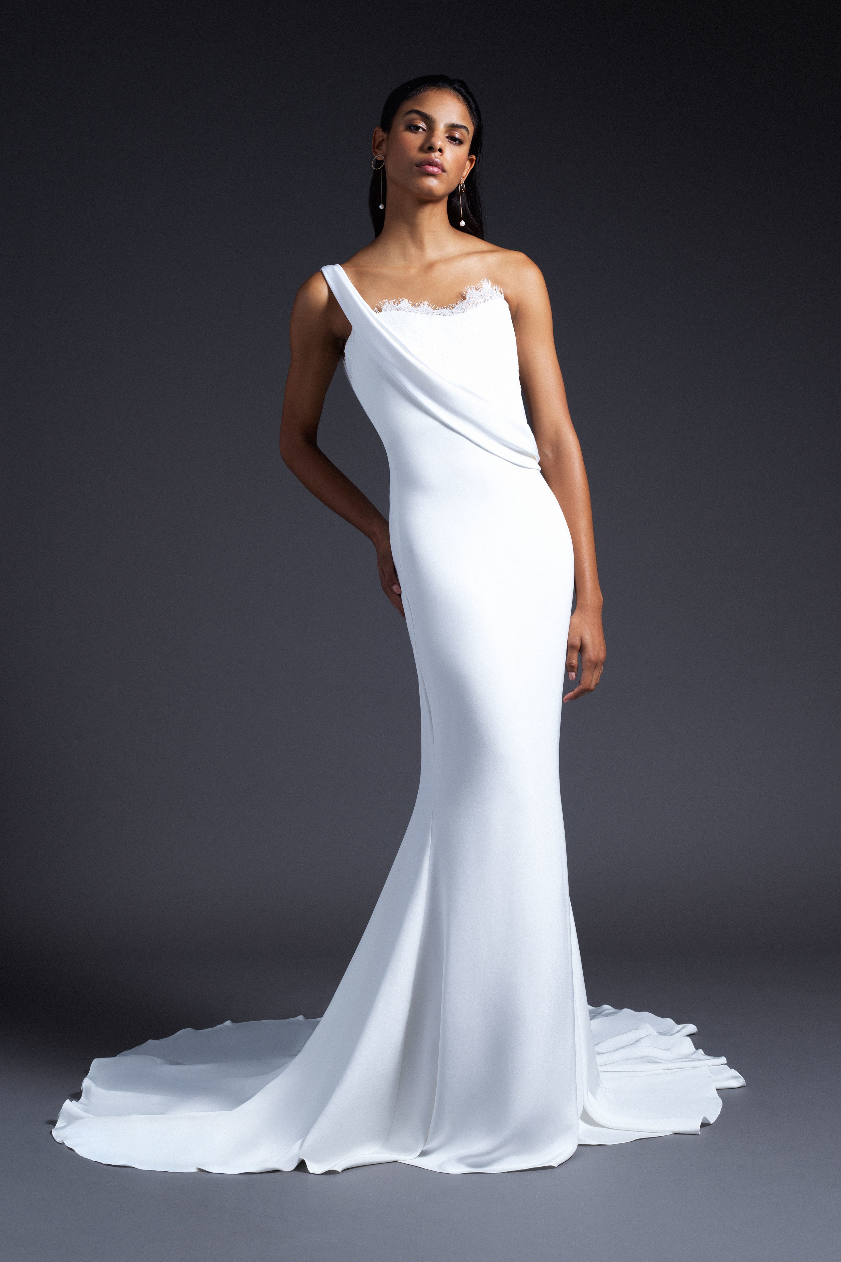 Vestidos de novia Cushnie otoño 2019