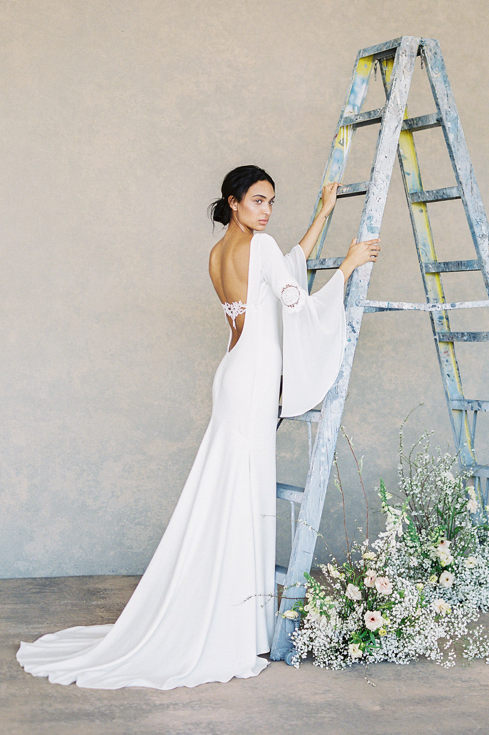 Vestidos de novia con escote en la espalda 2019