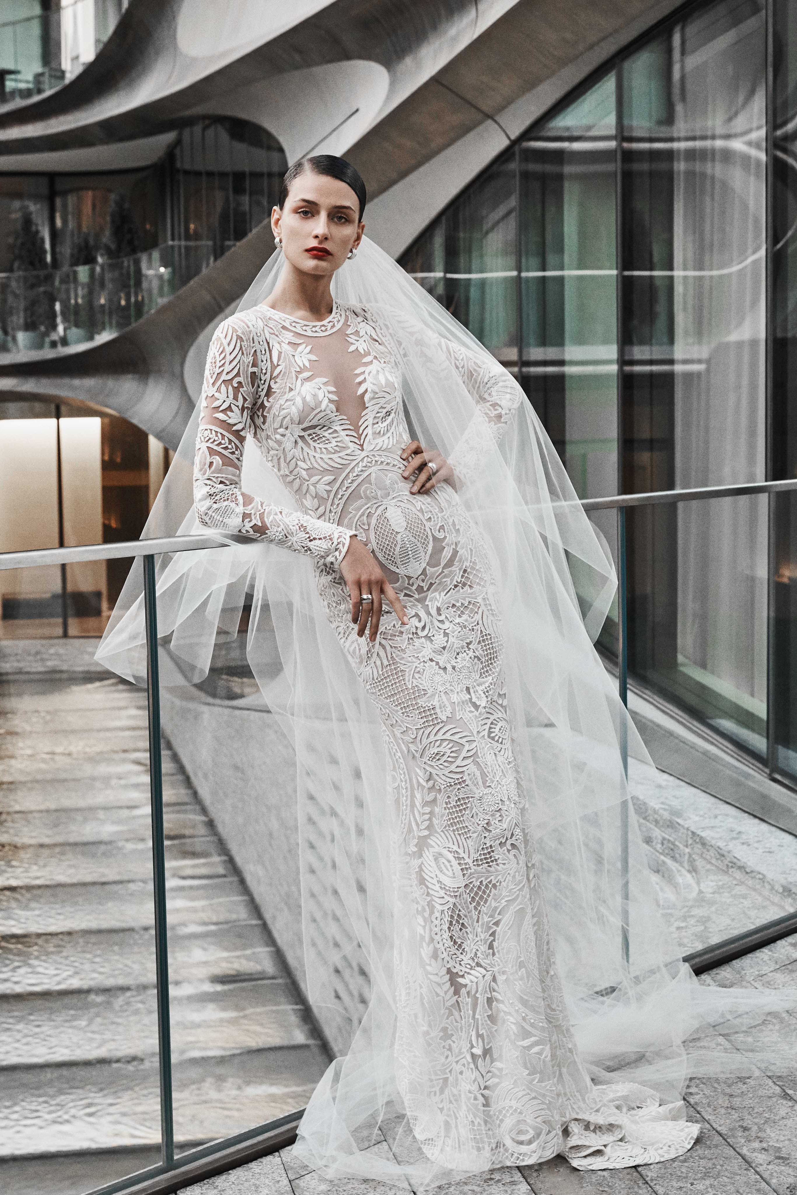 Vestidos de novia con manga larga 2019