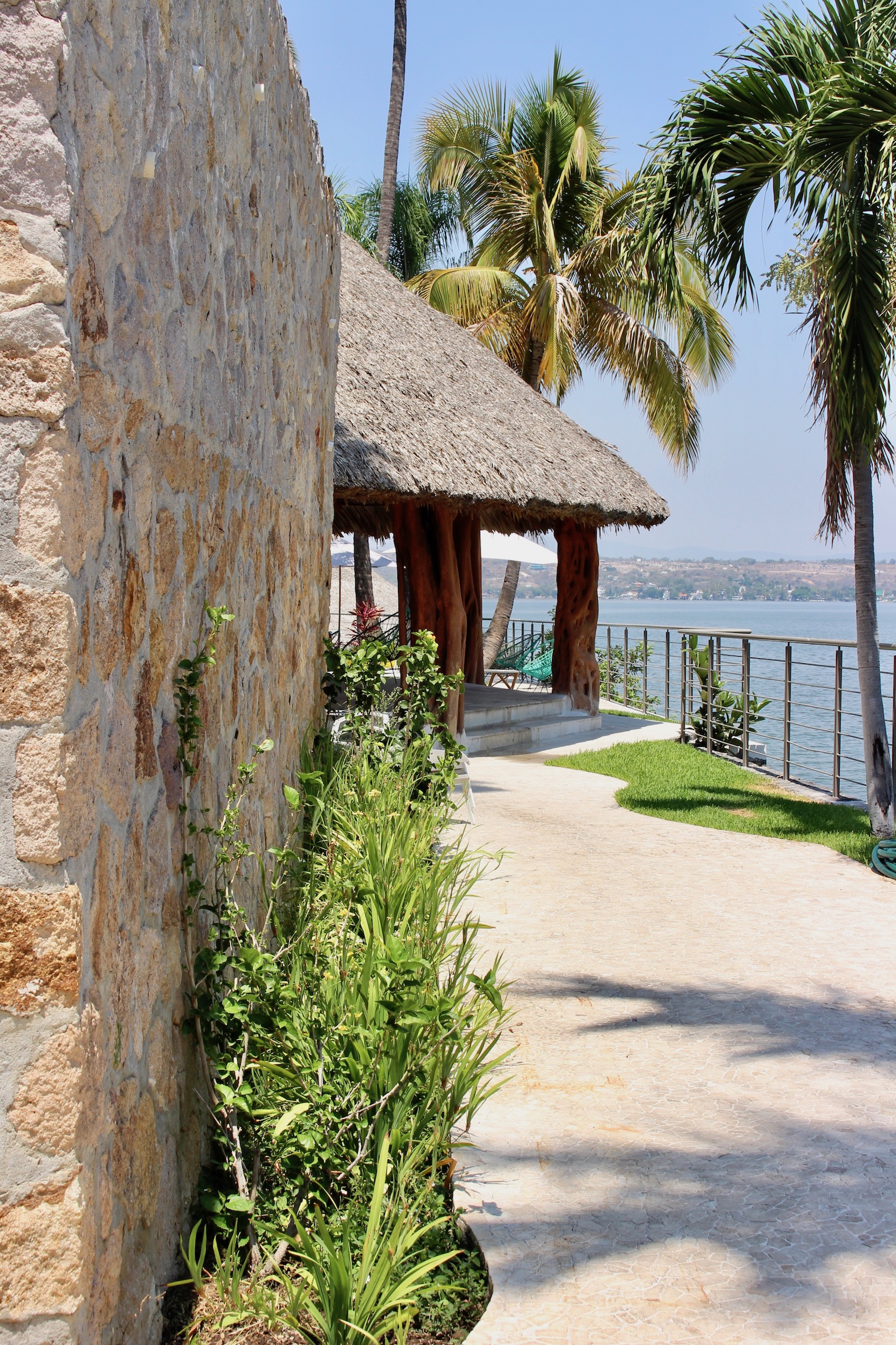 Tres Cielos jardín para bodas en Tequesquitengo