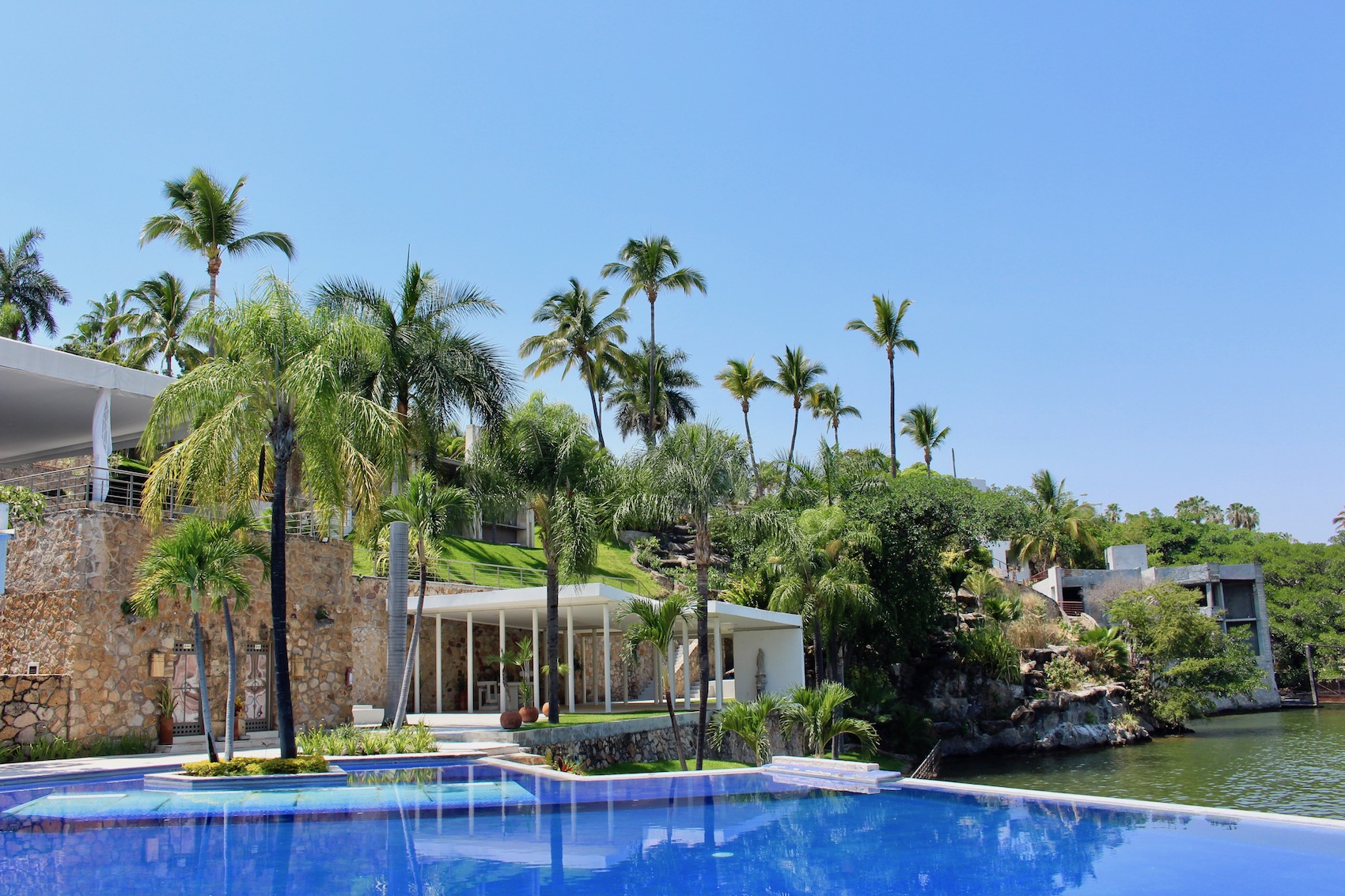 Tres Cielos jardín para bodas en Tequesquitengo