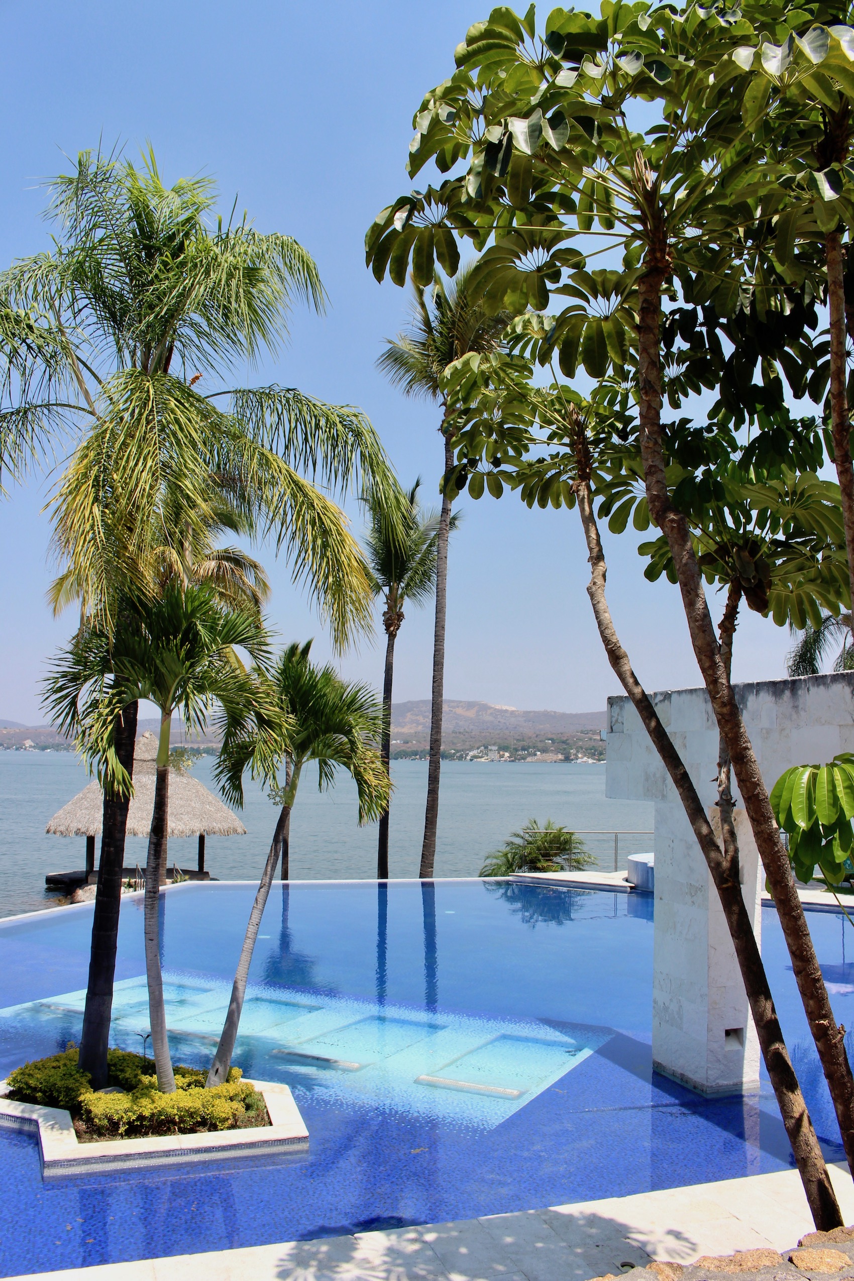 Tres Cielos jardín para bodas en Tequesquitengo