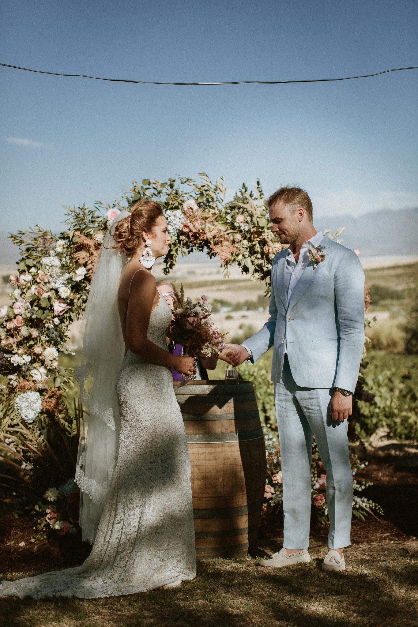 Una boda en los viñedos y montañas de Sudáfrica