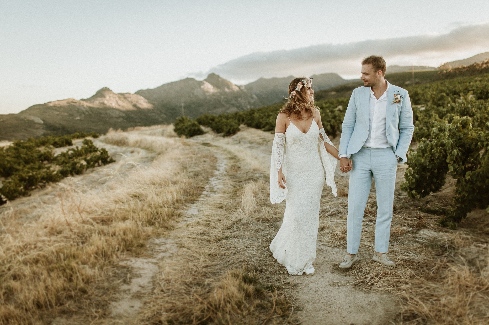 Una boda en los viñedos y montañas de Sudáfrica