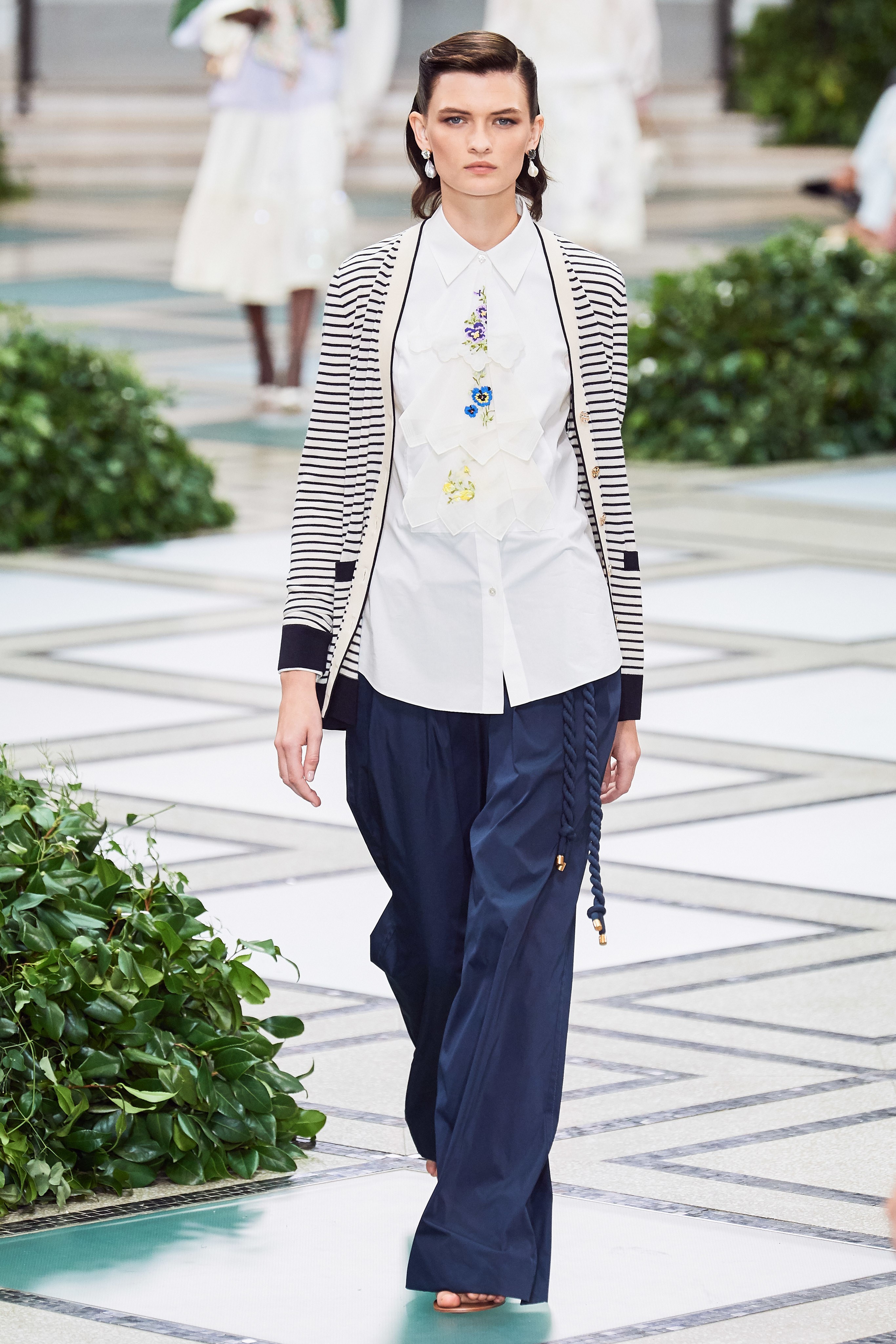 Tory Burch 2020 colección inspirada en Lady Di