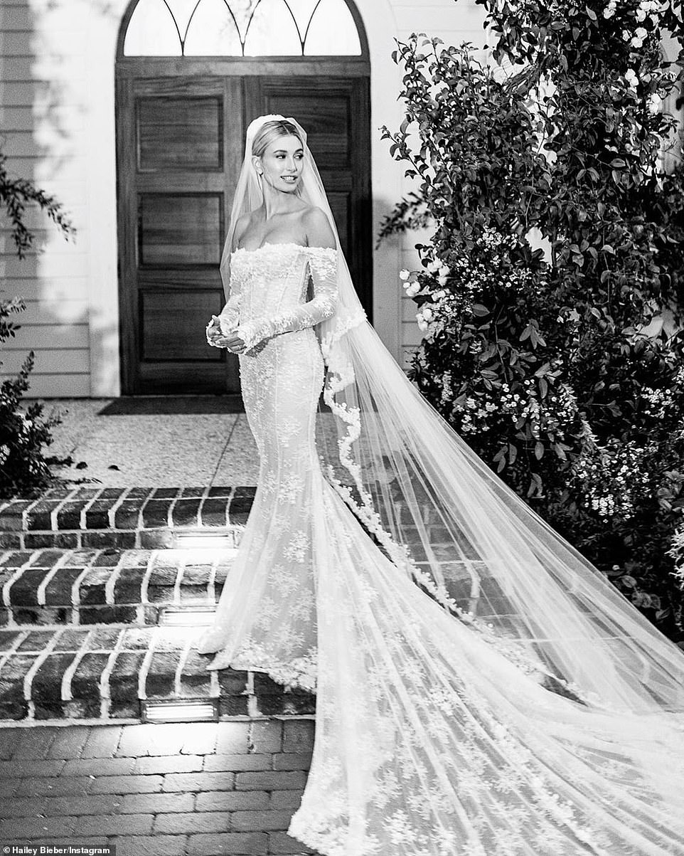 El vestido de novia de Hailey Bieber diseñado por Virgil Abloh