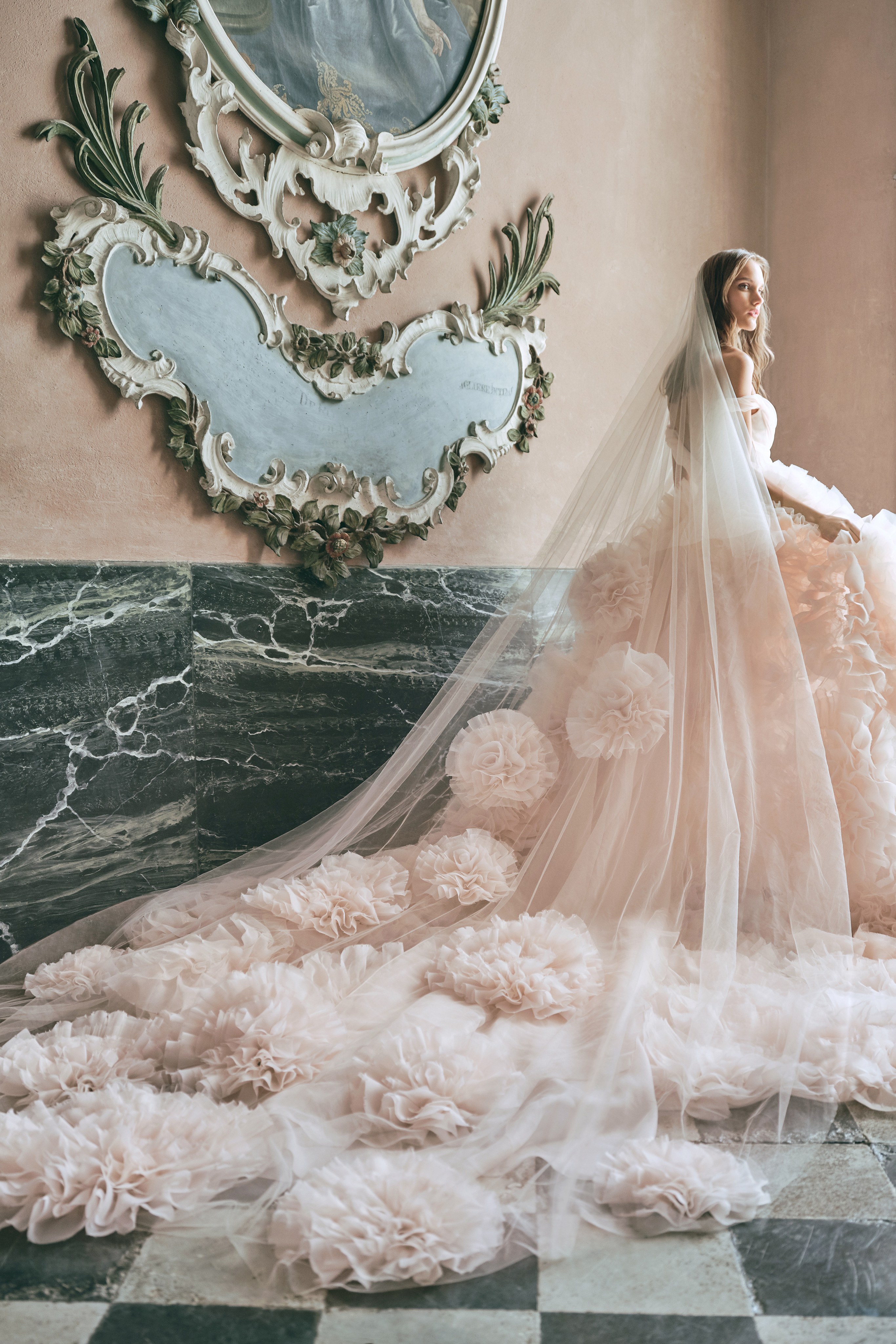 Vestidos de novia Monique Lhuillier otoño 2020