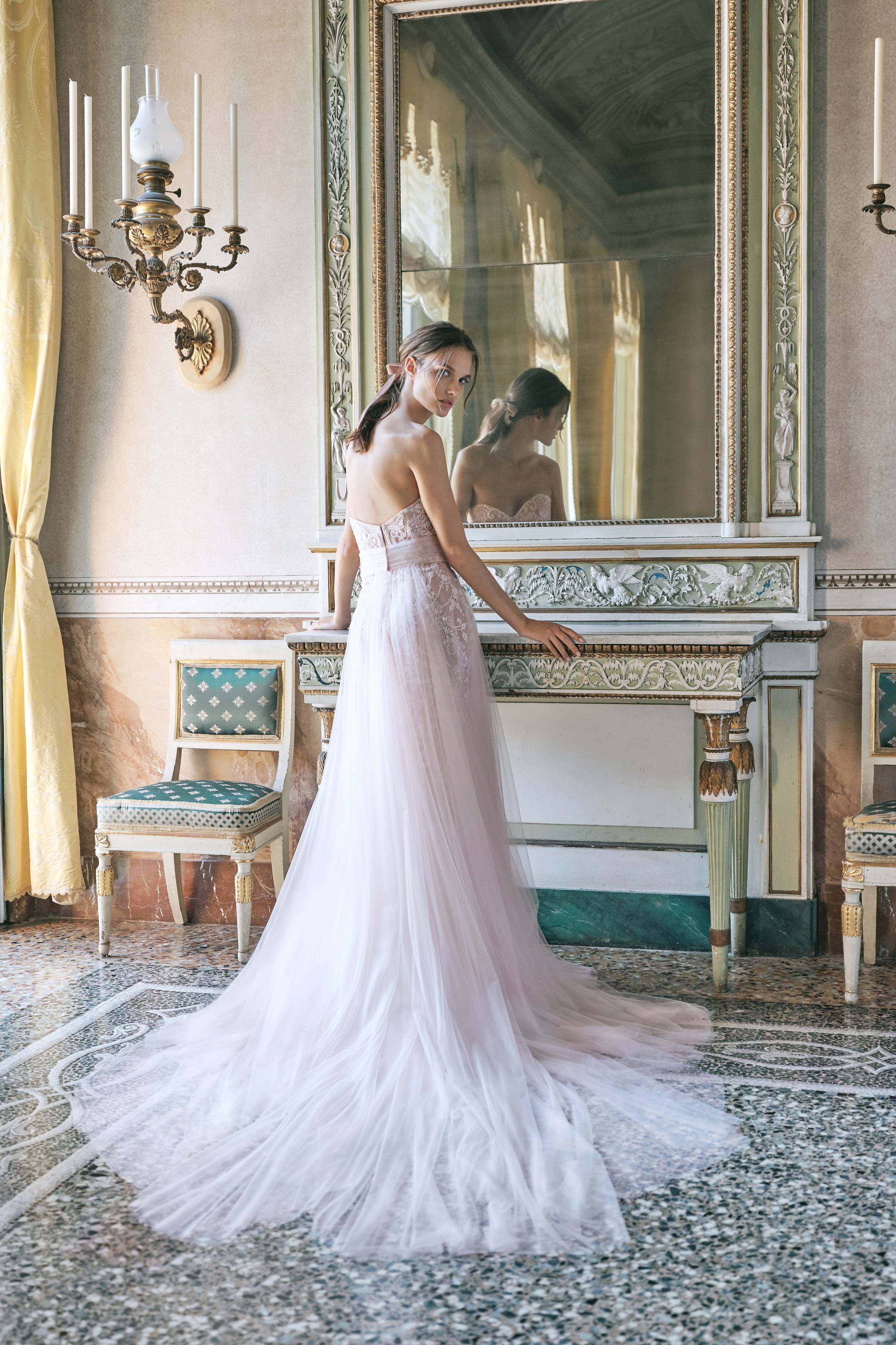 Vestidos de novia Monique Lhuillier otoño 2020