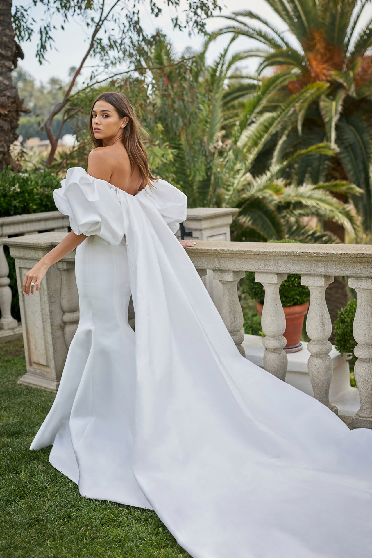Vestidos de novia Monique Lhuillier 2021