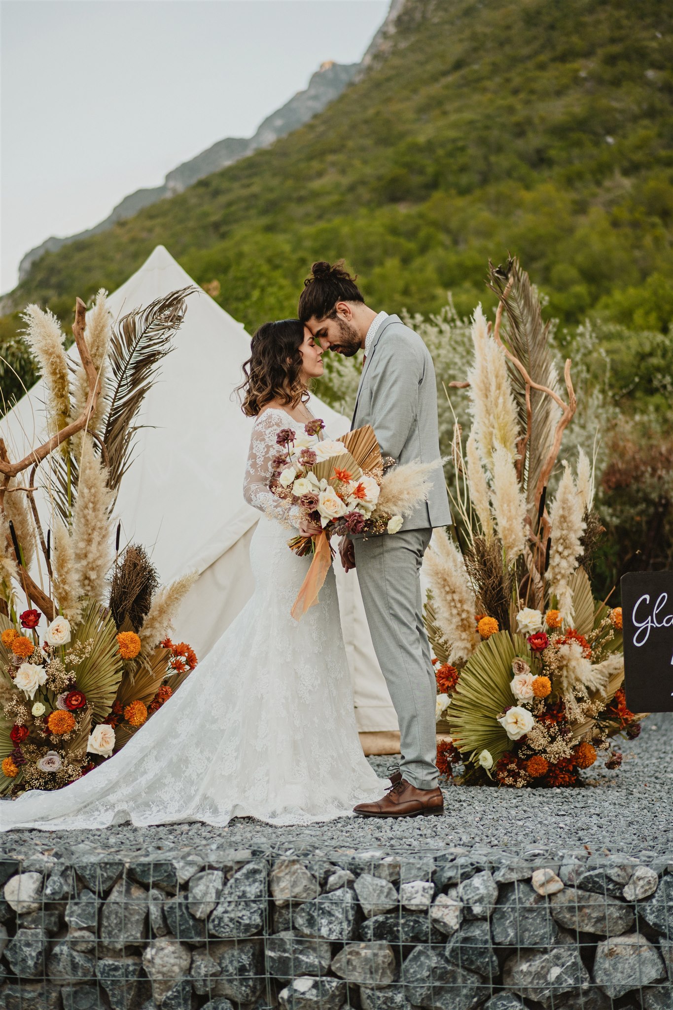 Glamping Elopement en Posada en el Potrero Chico