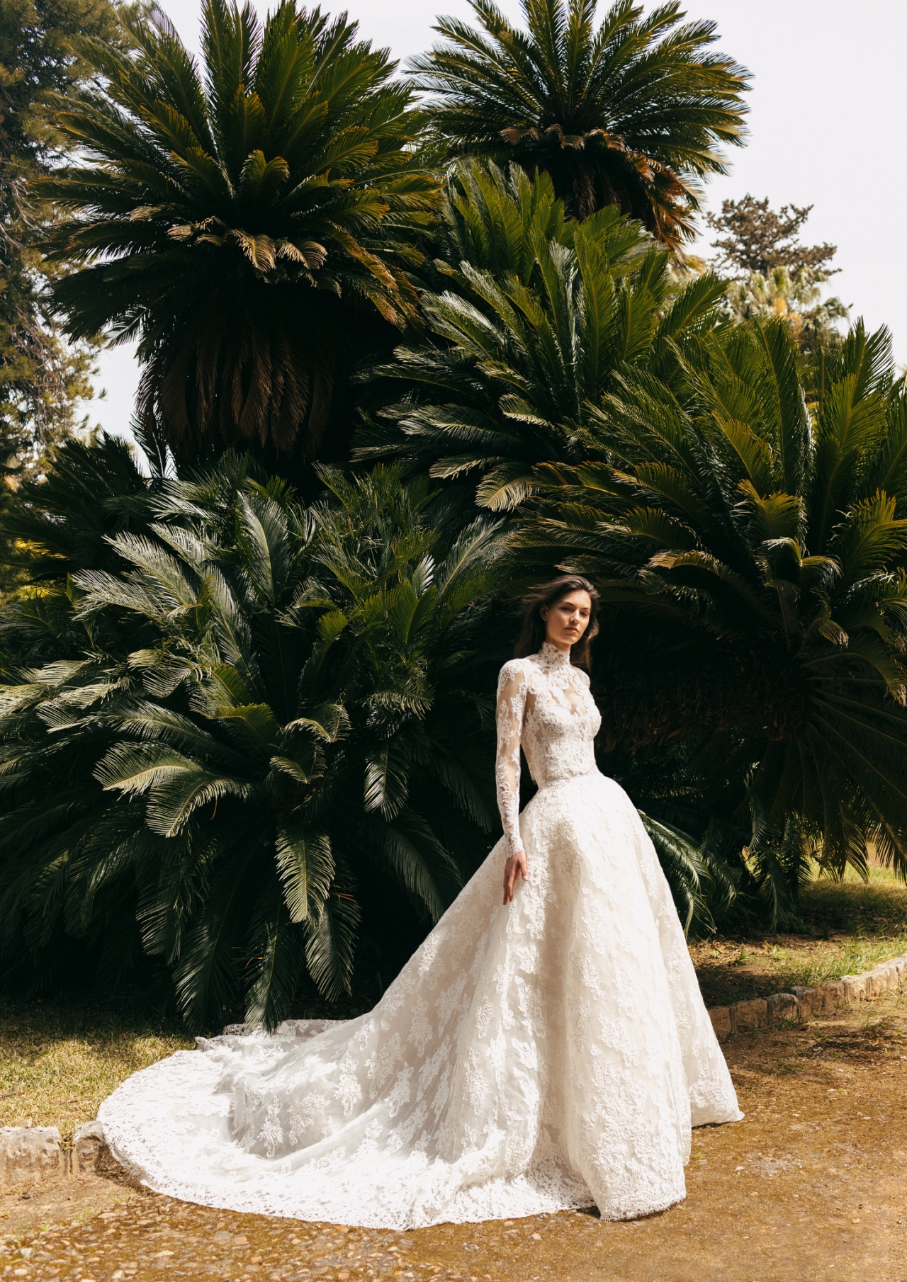 Vestidos de novia Monique Lhuillier 2023